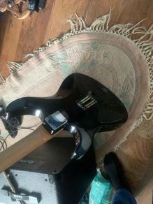electric guitar