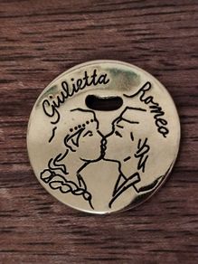 Italian Romeo and Juliet Souvenir Pendant