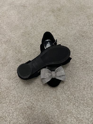 Monsoon black velvet shoes (uk 1/33)