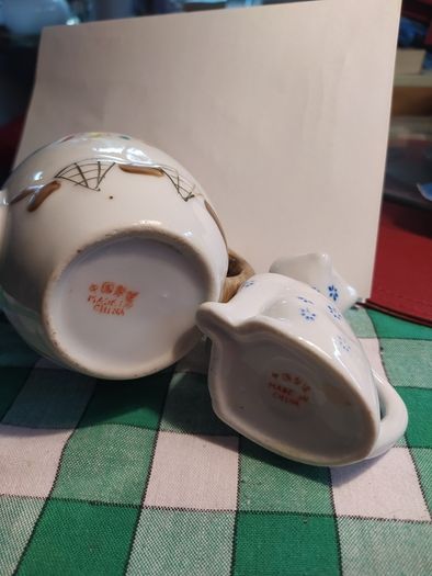 Vintage Chinese Owl & Pussycat, teapot & creamer