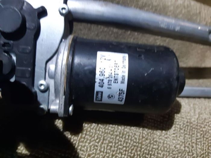 Bmw E90 E91 3 Series Front Wiper Motor And Linkage 7161710-045 6978264