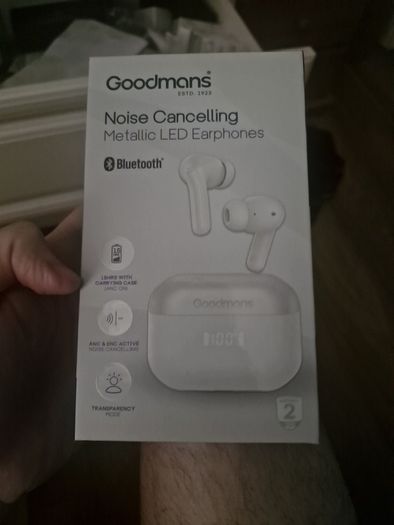 Smart watch + air pods