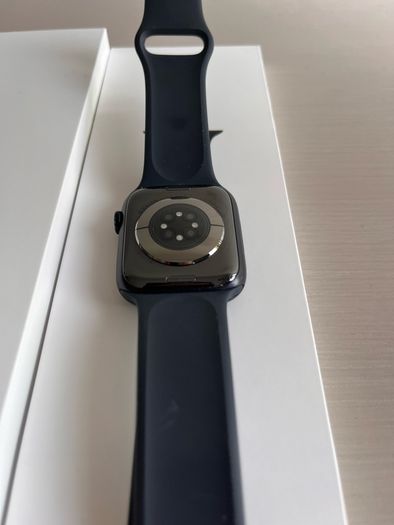 Apple Watch Series 8