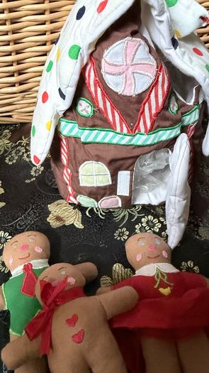 Christmas Toy Gingerbread House bag and Family
