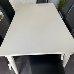 Kitchen/ dining clear out