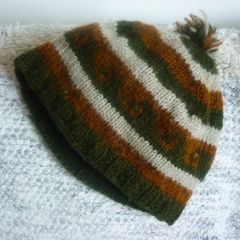 2 Boys Nepal hat 100% woolen with fleece lining