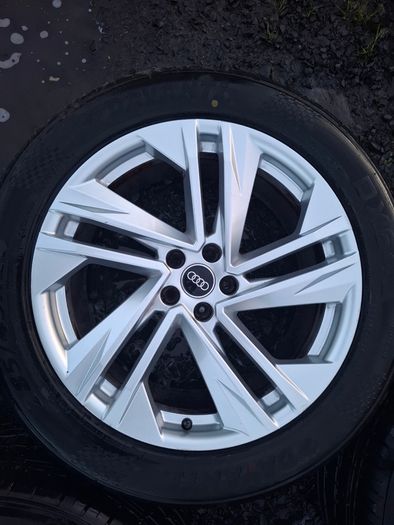 20" Genuine Audi Q7 S Line Alloys with tyres
