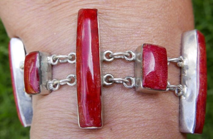 Vintage Red Fossilized Coral .925 Sterling Silver handcrafted Large Bali Bracelet and Red Coral Horn Pendant Necklace