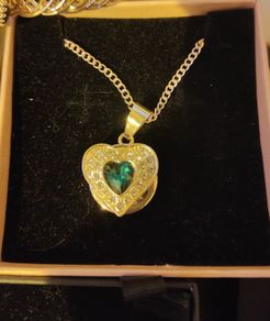 Rosegold Emerald Heart necklace
