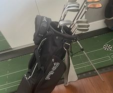 Full 14 Club Ping, Taylormade Golf Set