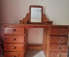 dressing table