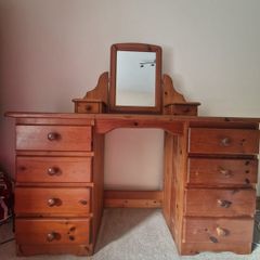 dressing table