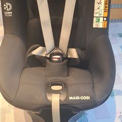 Maxi Cosy pearl 360 and base