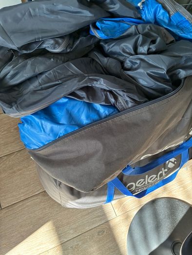 8 Man Tent  (needs Poles)