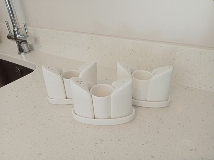 3 Fine Porcelain Salt & Pepper Shakers With Toothpick Holder (12.5cm x 5.5cm x 9.5cm)