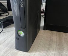 xbox 360 slim RGH 3.0 250GB