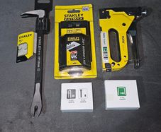 Stanley Fatmax Pry Bar, 50 x Stanley Fatmax blades & 3 in 1 Heavy Duty Tacker includes: 3,000 staples & brad nails