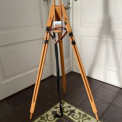 easel - portable tripod easel
