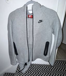 nike tech tracksuit