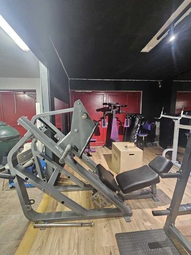 Leg press For sale