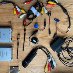 Analog CCTV Wireless AV Receiver and Camera Kit