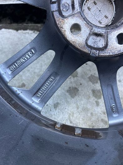 Genuine Audi S4/A4 Trapezoid 18" Alloy Wheels
