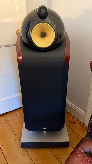 Bowers & Wilkins