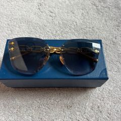 Louis Vuitton jewel cat eyes Sunglasses