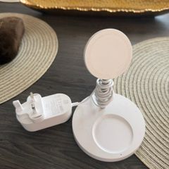 Belkin iPhone and airpods charger