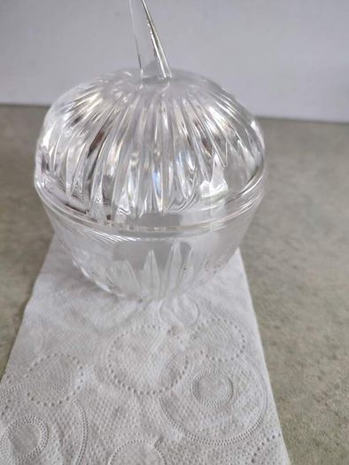 Rare find Vintage crystal apple shaped preserve pot, perfect for the Christmas cranberry sauce