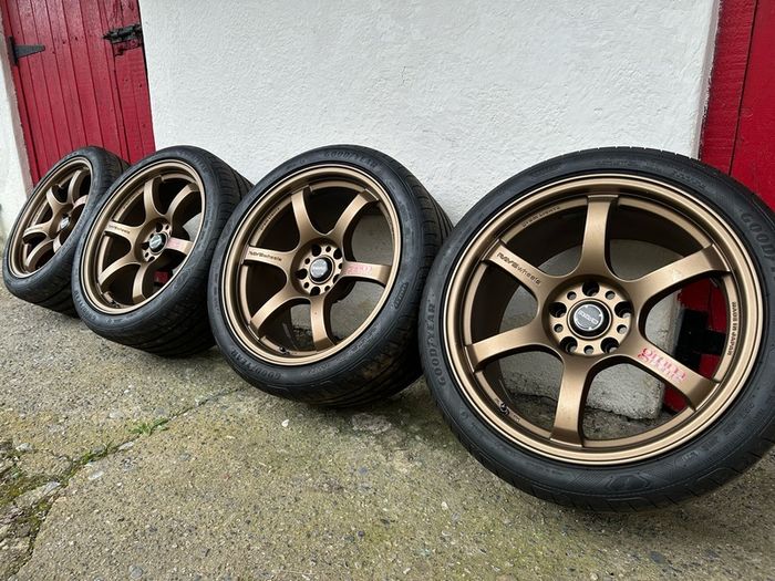18" Rays Gramlights 5X114