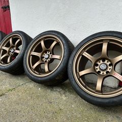 18" Rays Gramlights 5X114