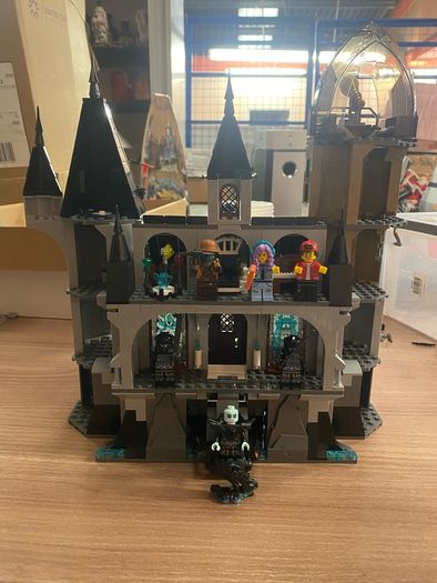Lego 70437
