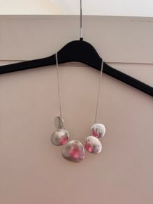 neckless