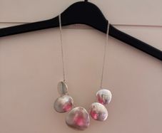 neckless