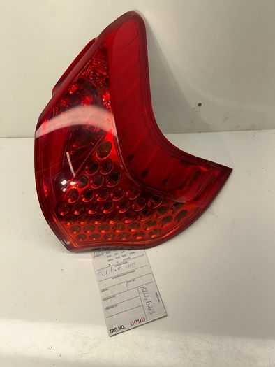 Peugeot 3008 2014 26030202 Right Driver Side Rear Tail Light  9683460780 A2l16b22s