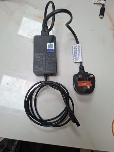 65w Surface Pro laptop charger