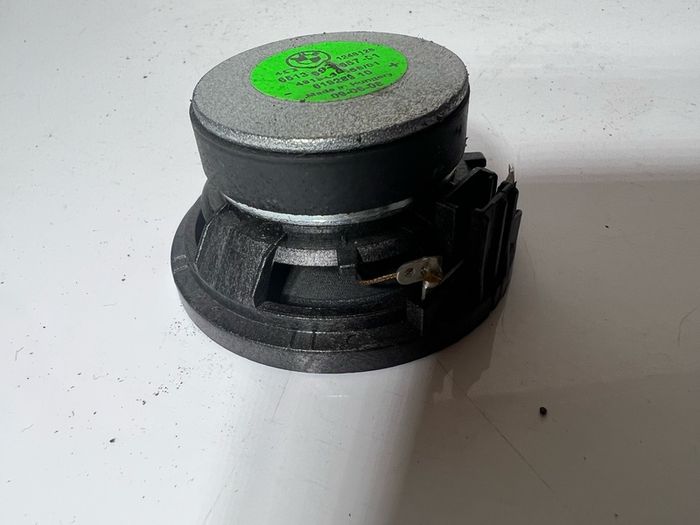 BMW E91 3er E81 E87 E88 E82 E90 E92 E93 Speaker Loudspeaker 6938657 A1l2b511s