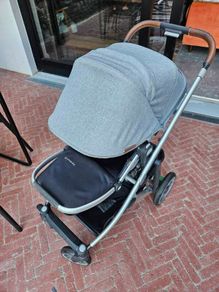 UPPAbaby Cruz V2 2022 - Bassinet + Seat + Rain Covers - Grey - Blessington