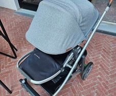 UPPAbaby Cruz V2 2022 - Bassinet + Seat + Rain Covers - Grey - Blessington