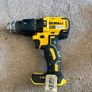 dewalt 3 piece kit with 3 batteries Image 3