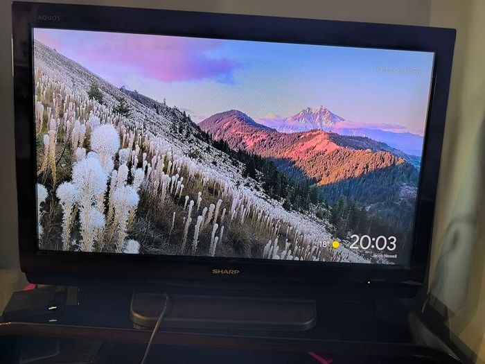 Sharp LCD Colour TV 32inch