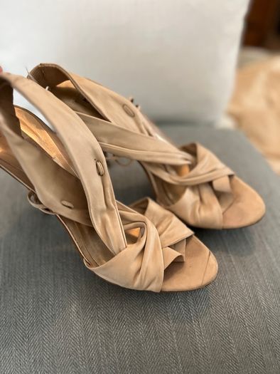 High shoes