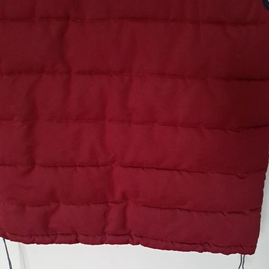 Craghoppers sleeveless jacket Size large 29" long zip pockets In like new condition