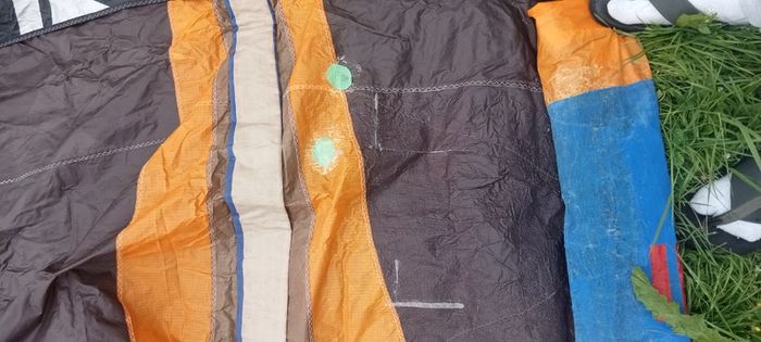 Kitesurf Package  Best Bularoo 10m + Airush Switch Board