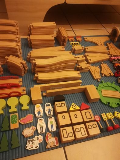 Large Wooden Track Set