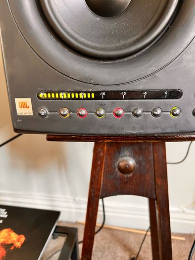 speakers - studio Monitors -JBL 4300 series