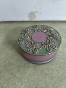Unbranded Decorative GlassTrinket Boxes with  Enamelled Silver Gilt Round havey Lid