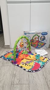 playgro giggle beach gym mat