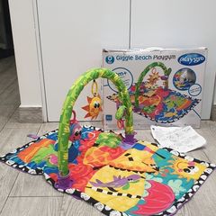 playgro giggle beach gym mat